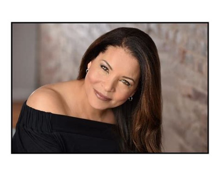 A Journey Into the Extraordinary: The Traci Wolfe Biography