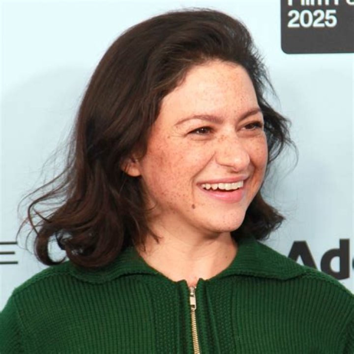 Alia Shawkat Bra Size: Insightful Details and More