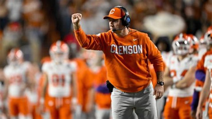 Dabo Swinney Height: How Tall is Clemson's Head Coach?