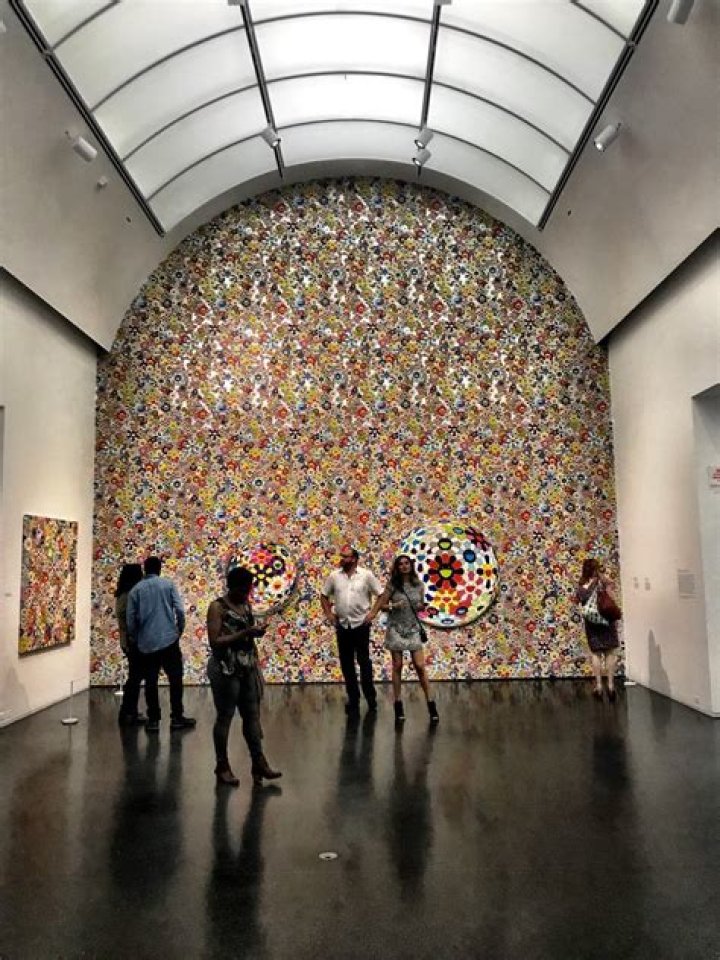 Eros Houston: The Rising Star of Contemporary Art