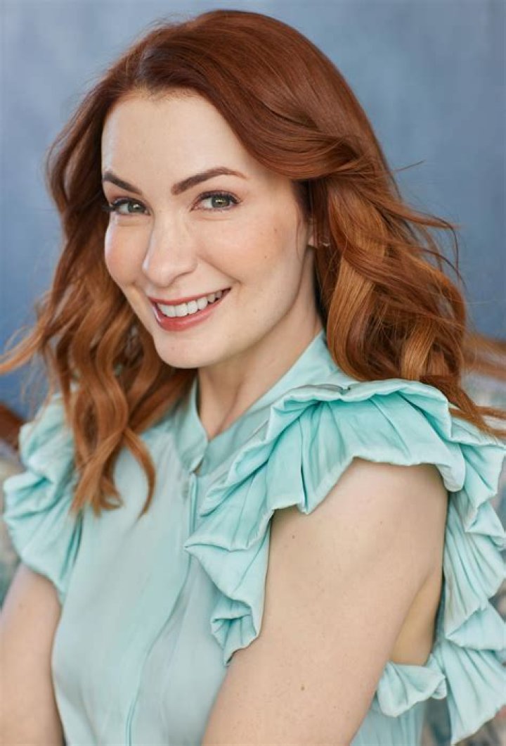 Exploring Felicia Day's Relationships: The Actress, Writer, and Gamer's Life