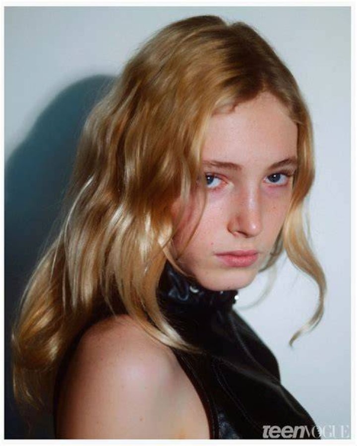 Exploring the Rising Stars: German Models Under 25