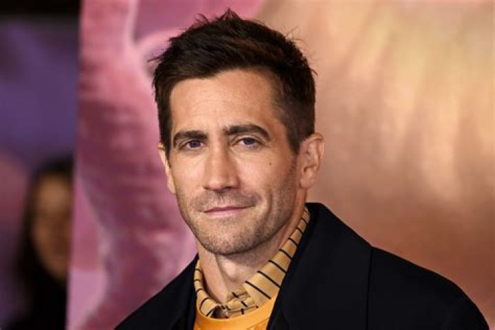 Jake Gyllenhaal's Net Worth: Career, Earnings, and More