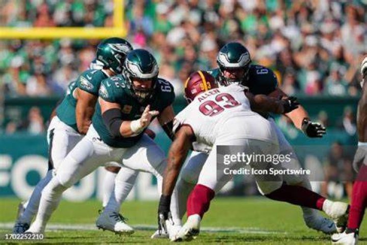 Jason Kelce Blocking: The Art and Impact of Elite Offensive Line Play