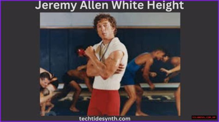 Jeremy Allen White Height: Everything You Need to Know