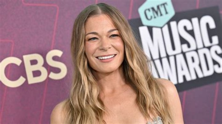 LeAnn Rimes: Net Worth 2024 - A Prodigy&rsquo;s Financial Success