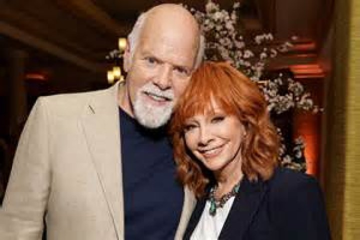 Reba McEntire and Cole Hauser Relationship: A Deep Dive into Their Connection