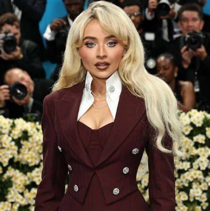 Sabrina Carpenter: A Comprehensive Look at Her Life and Career