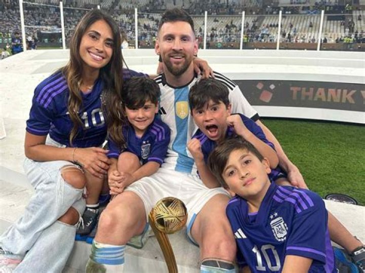Unveiling the Life of Paulo Costanzo: His Wife and Family