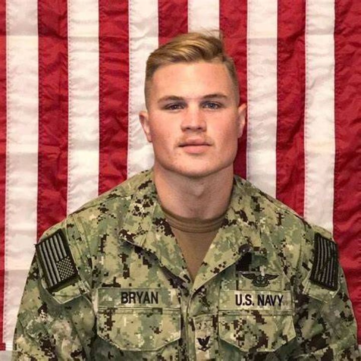What Part of the Military Was Zach Bryan In?